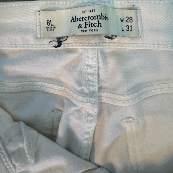 Abercrombie and Fitch Jeans - Picture 7 of 8